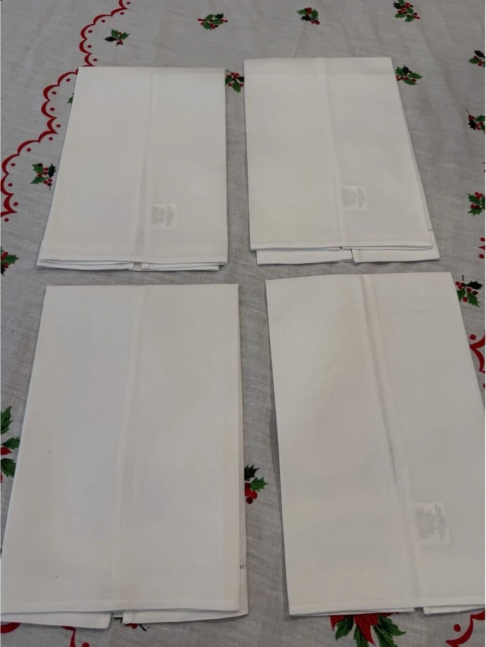 Set Of 4 Christmas Embroidered 100% Cotton Hand Towels